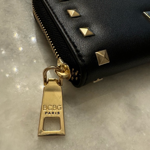 BCBG Paris black studded wallet zip closure - Picture 8 of 9